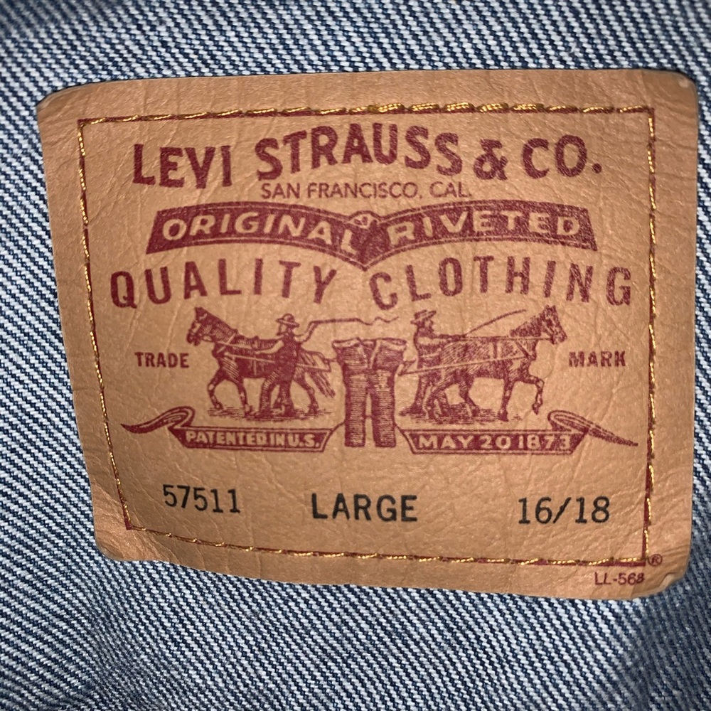 Levi’s jacket - Picture 3 of 4